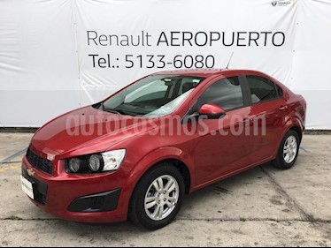 foto Chevrolet Sonic Paq D usado (2016) color Rojo Granada precio $156,999