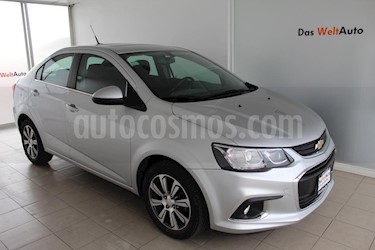 Foto venta Auto Seminuevo Chevrolet Sonic Premier Aut (2017) color Plata precio $220,000