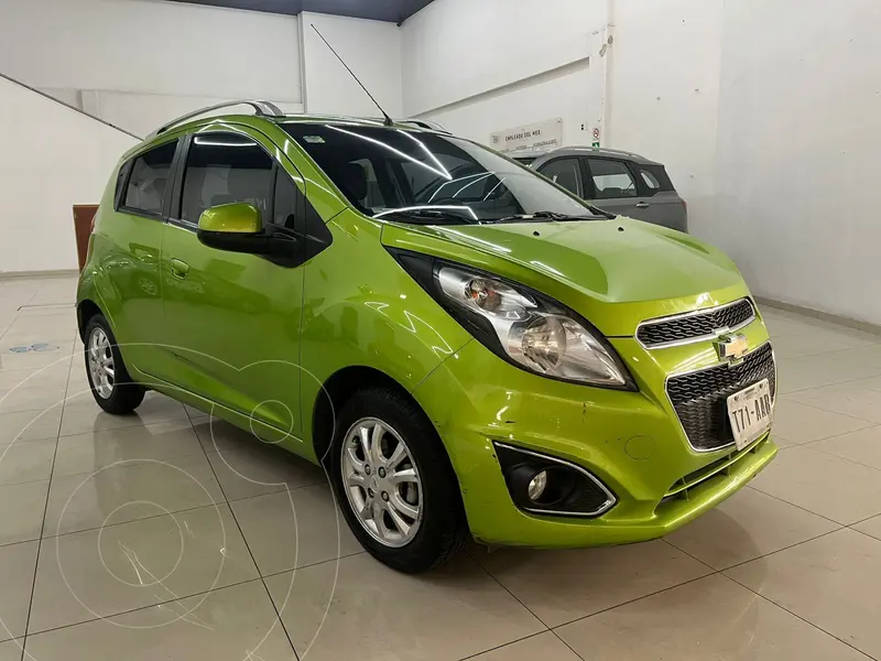 Foto Chevrolet Spark Classic LTZ usado (2015) color Verde Lima precio $139,000