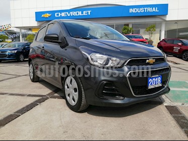 foto Chevrolet Spark LT usado (2018) color Gris Titanio precio $168,000