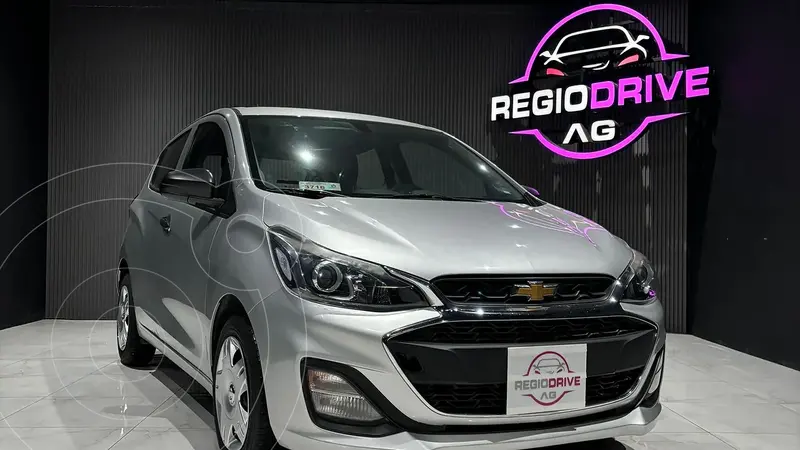 Foto Chevrolet Spark LT usado (2020) color Plata Brillante financiado en mensualidades(enganche $44,980 mensualidades desde $5,413)