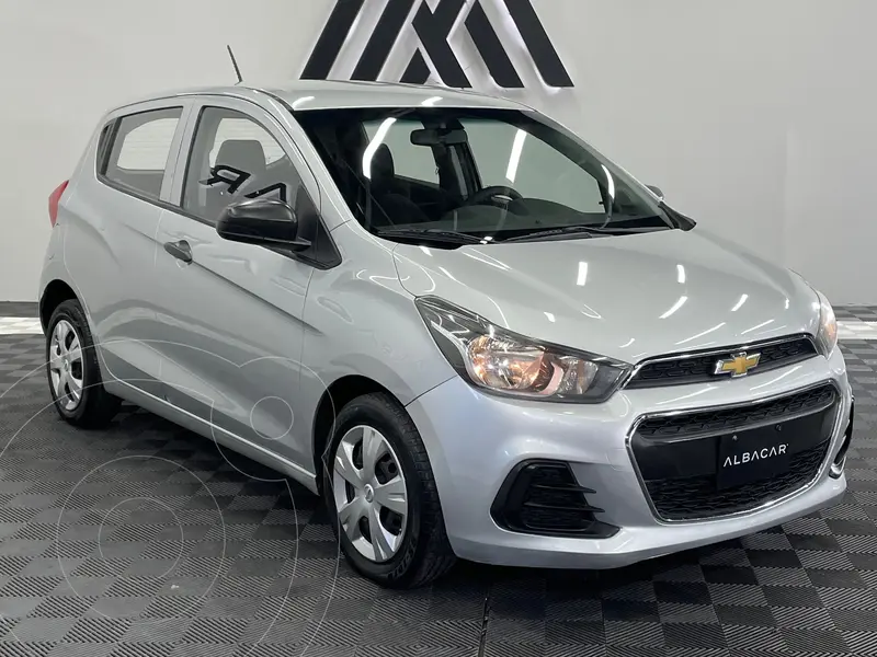 Foto Chevrolet Spark LT usado (2018) color plateado precio $154,999