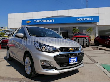 Chevrolet Spark Premier usado (2019) color Plata Brillante precio $225,000