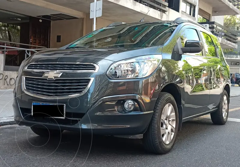 Foto Chevrolet Spin LTZ 1.8 7 Pas usado (2017) color Gris precio $16.999.000