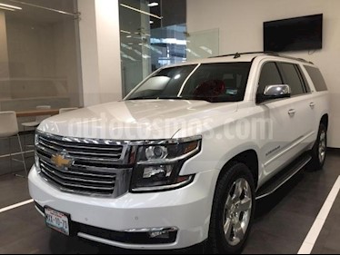 foto Chevrolet Suburban 5P LTZ 5.3L TA PIELQC GPS 2ª FILA ASTOS. CUBO F. N usado (2016) color Blanco precio $669,900