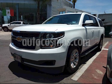 foto Chevrolet Suburban LS Tela usado (2016) color Blanco precio $520,000