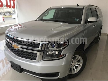 foto Chevrolet Suburban LS Tela usado (2016) color Plata Brillante precio $469,900