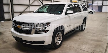 Foto venta Auto usado Chevrolet Suburban LS Tela (2018) color Blanco precio $754,000