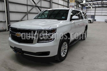 foto Chevrolet Suburban LT Piel Banca usado (2019) color Blanco precio $879,900