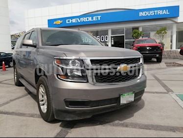 foto Chevrolet Suburban LT Piel Banca usado (2019) color Mocha precio $923,000