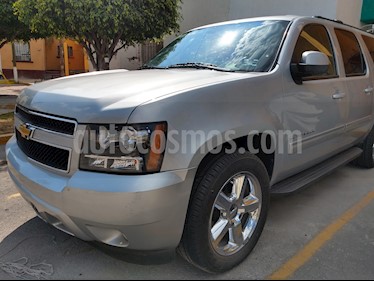 Foto venta Auto usado Chevrolet Suburban LT Piel Plus 4x4 (2013) color Plata precio $333