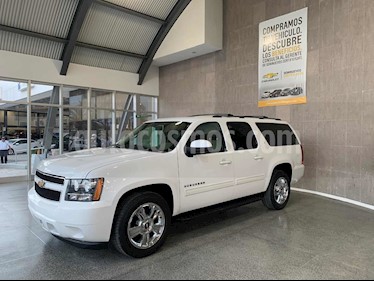 Chevrolet Suburban LT Piel usado (2010) color Blanco precio $240,000