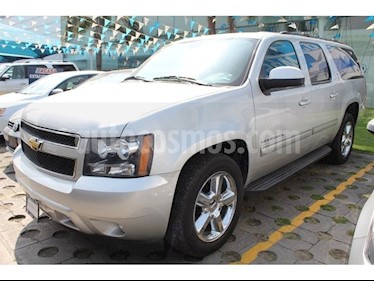 Foto venta Auto Seminuevo Chevrolet Suburban LT Piel (2011) color Plata precio $320,000