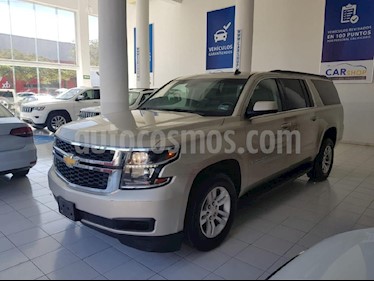 Foto venta Auto usado Chevrolet Suburban LT (2017) color Dorado precio $658,000