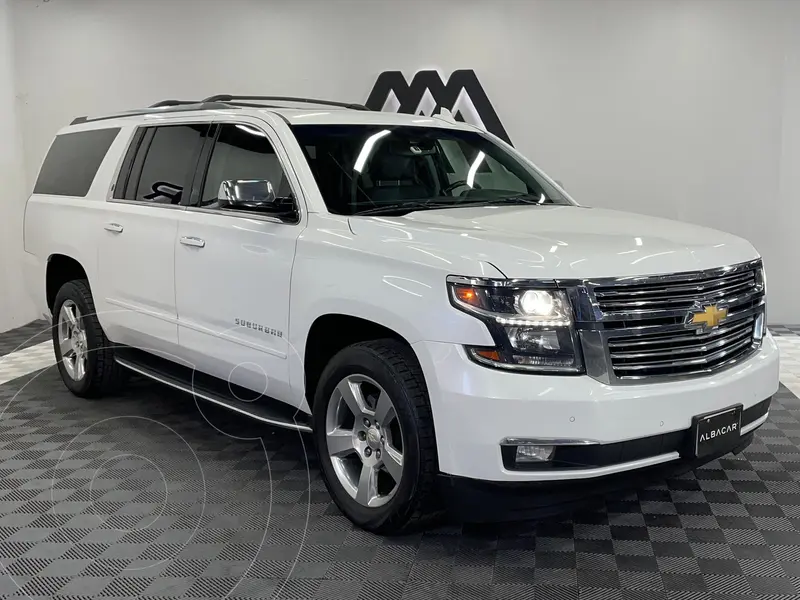 Foto Chevrolet Suburban Premier Piel 4x4 usado (2019) color Blanco precio $649,999