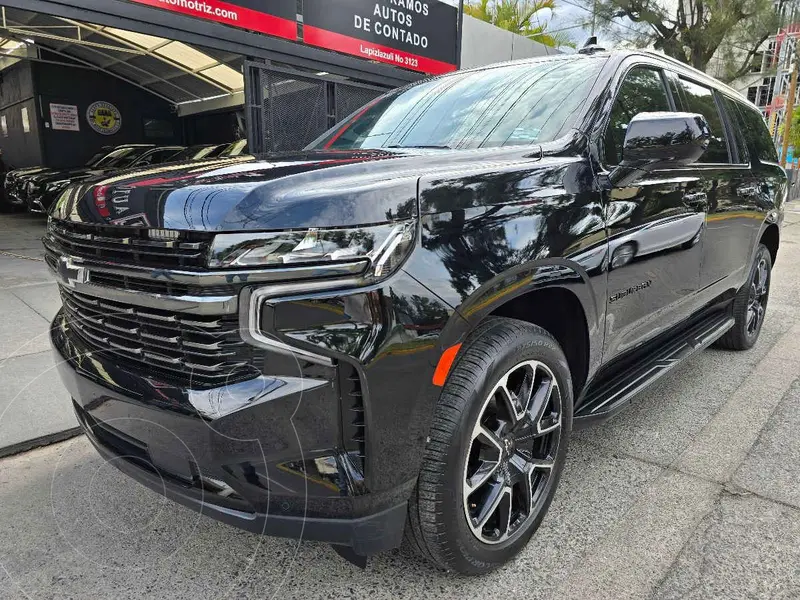 Foto Chevrolet Suburban RST usado (2022) color Negro precio $1,279,900