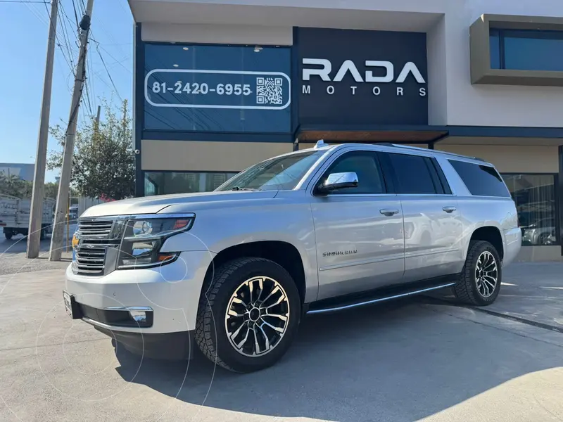 Foto Chevrolet Suburban Premier Piel 4x4 usado (2020) color plateado precio $1,299,000