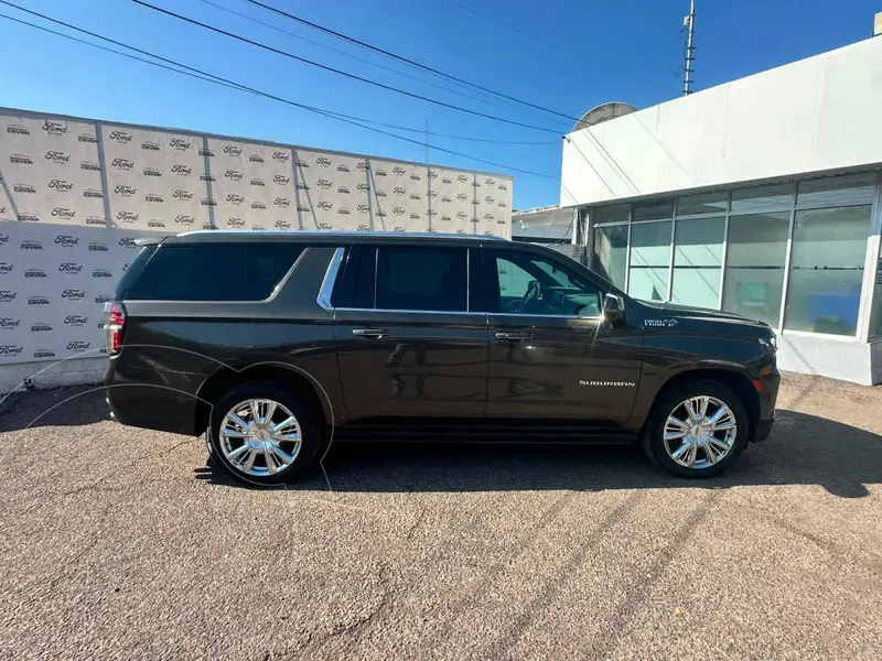 chevrolet suburban