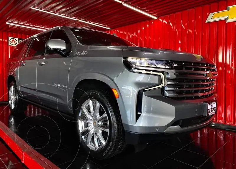 Foto Chevrolet Suburban High Country usado (2023) color Plata precio $1,350,000