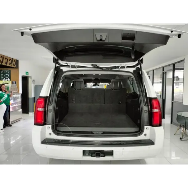 chevrolet suburban