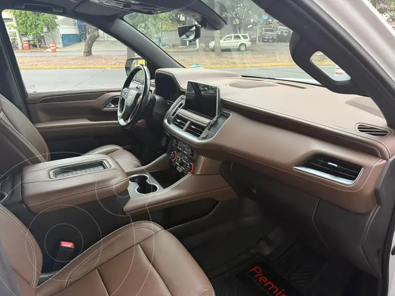 chevrolet suburban