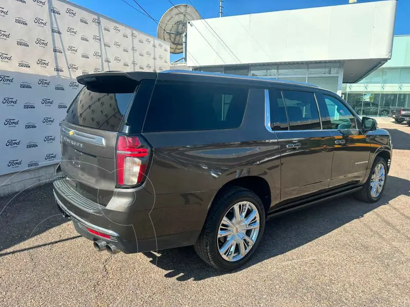 chevrolet suburban