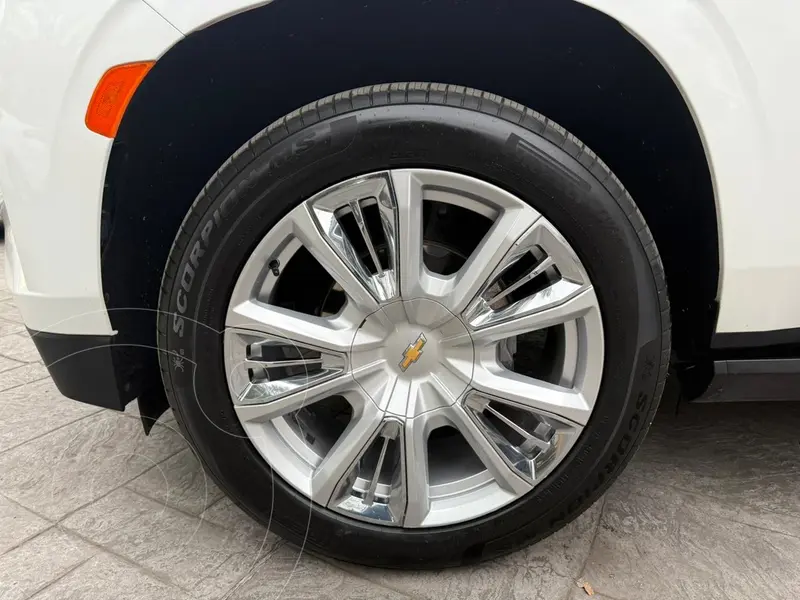 chevrolet suburban