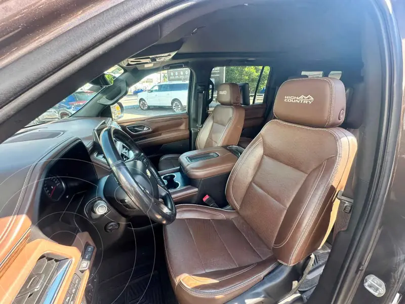 chevrolet suburban