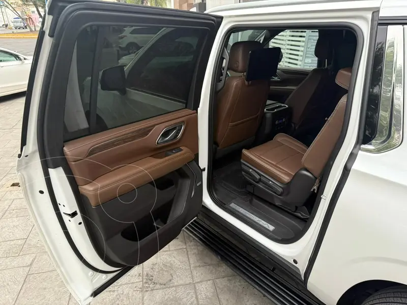 chevrolet suburban