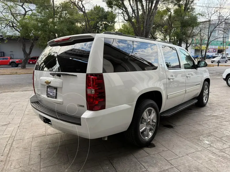 chevrolet suburban