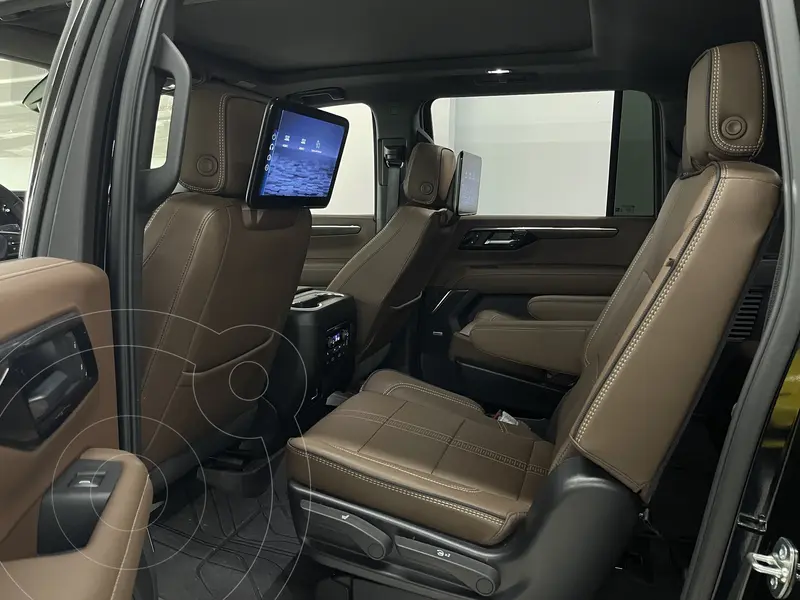 chevrolet suburban