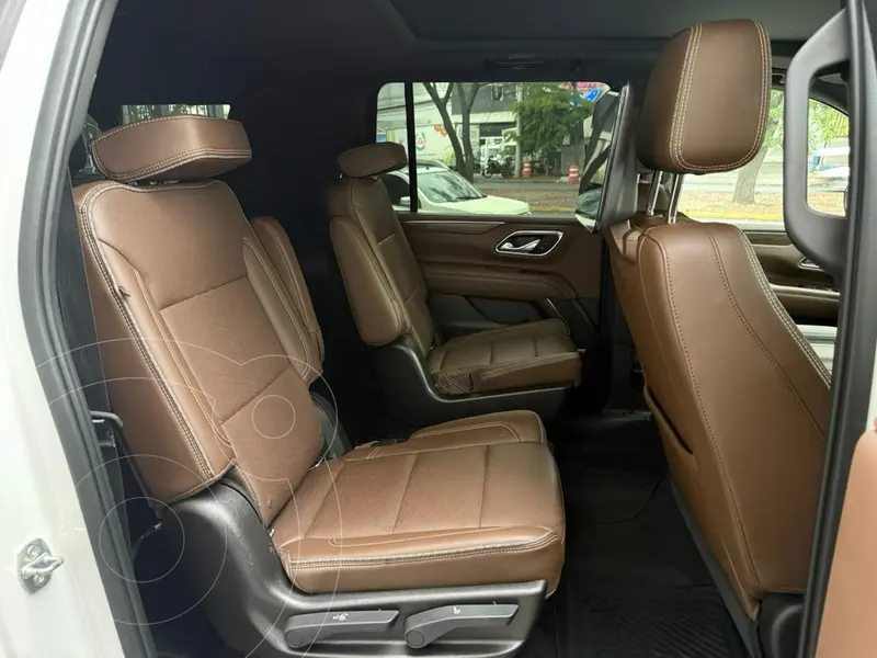 chevrolet suburban