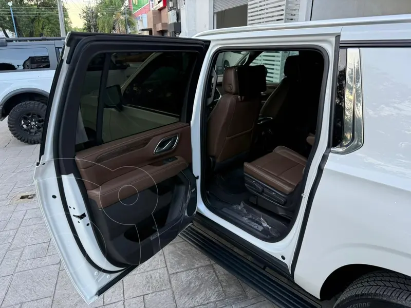 chevrolet suburban