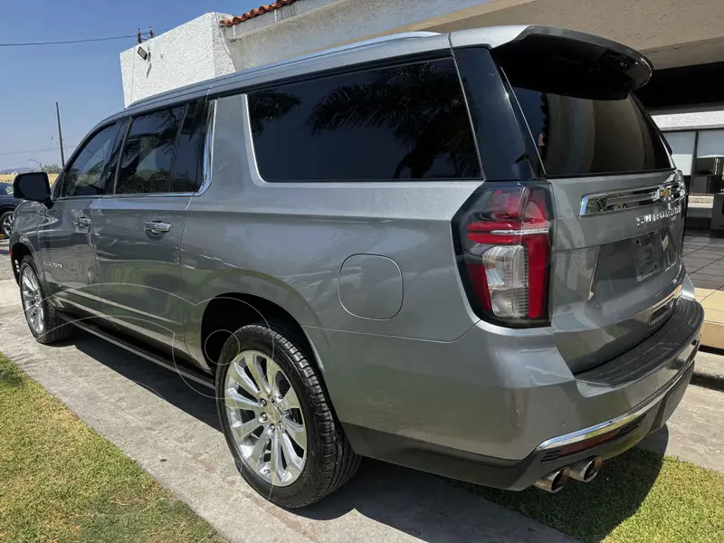 chevrolet suburban