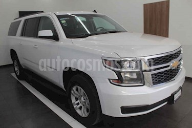 foto Chevrolet Suburban LS Tela usado (2016) color Blanco precio $475,000