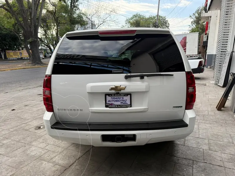 chevrolet suburban