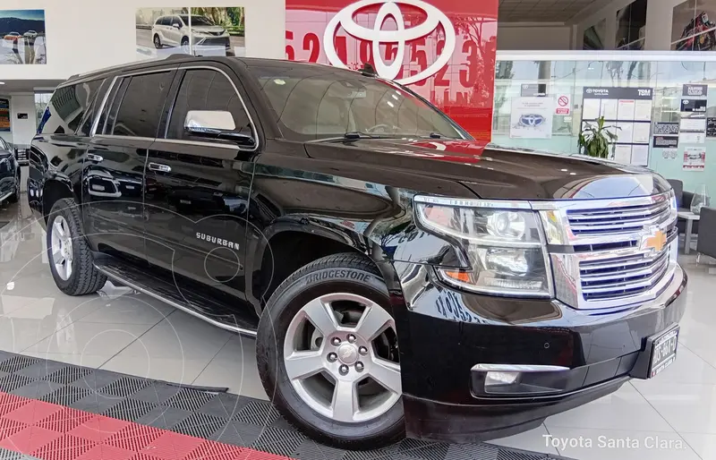 Foto Chevrolet Suburban Premier Piel 4x4 usado (2019) color Negro financiado en mensualidades(enganche $332,310 mensualidades desde $14,276)