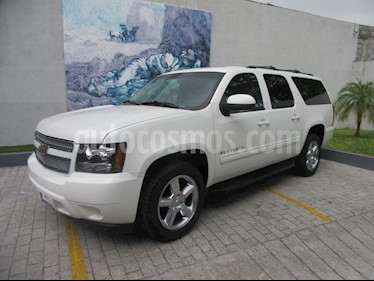 Chevrolet Suburban LT Piel 4x4 usado (2011) color Blanco precio $239,000