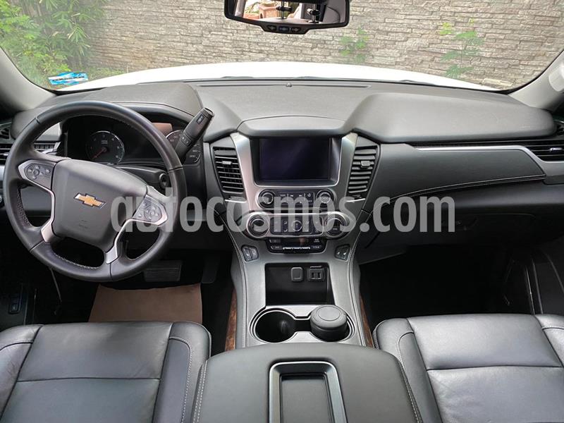 Foto Chevrolet Suburban LT Piel Banca usado (2017) color Blanco precio $639,000