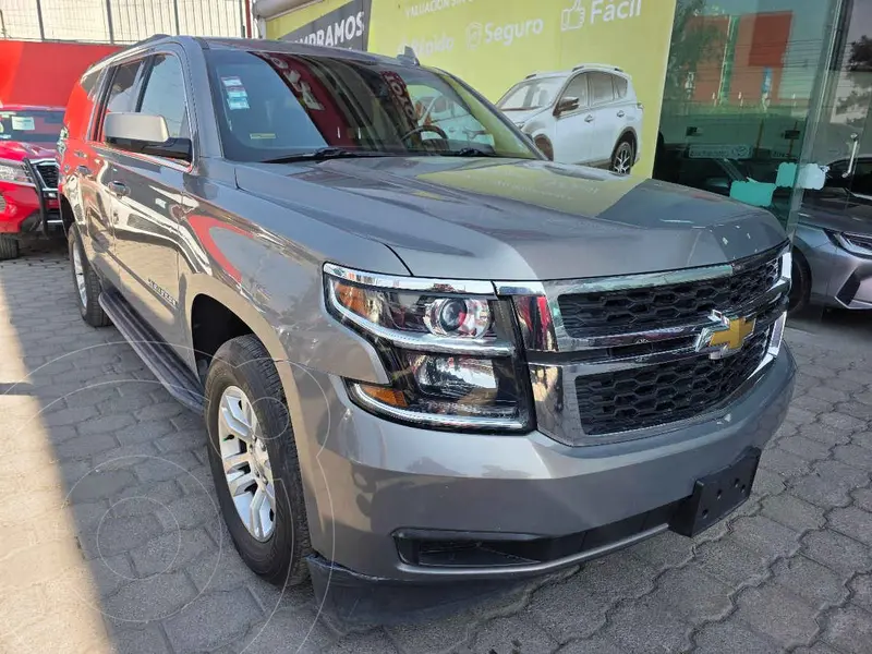 Foto Chevrolet Suburban LT Piel Banca usado (2019) color Beige precio $610,000