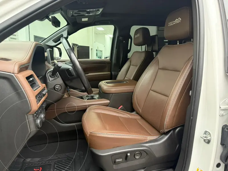chevrolet suburban