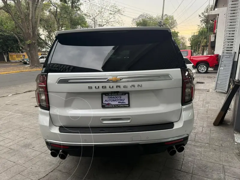 chevrolet suburban