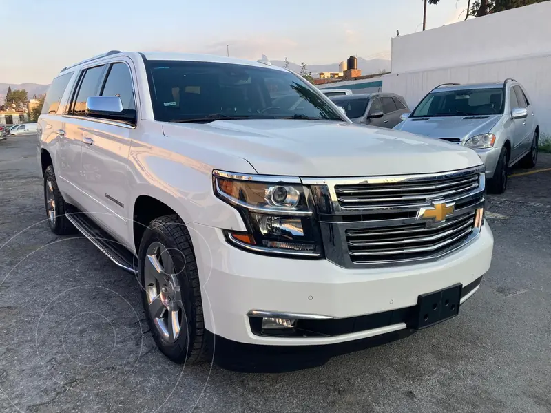 Foto Chevrolet Suburban Premier Piel 4x4 usado (2018) color Blanco precio $499,900