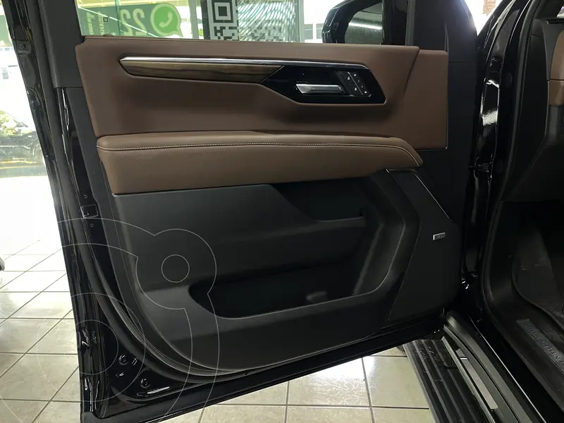 chevrolet suburban