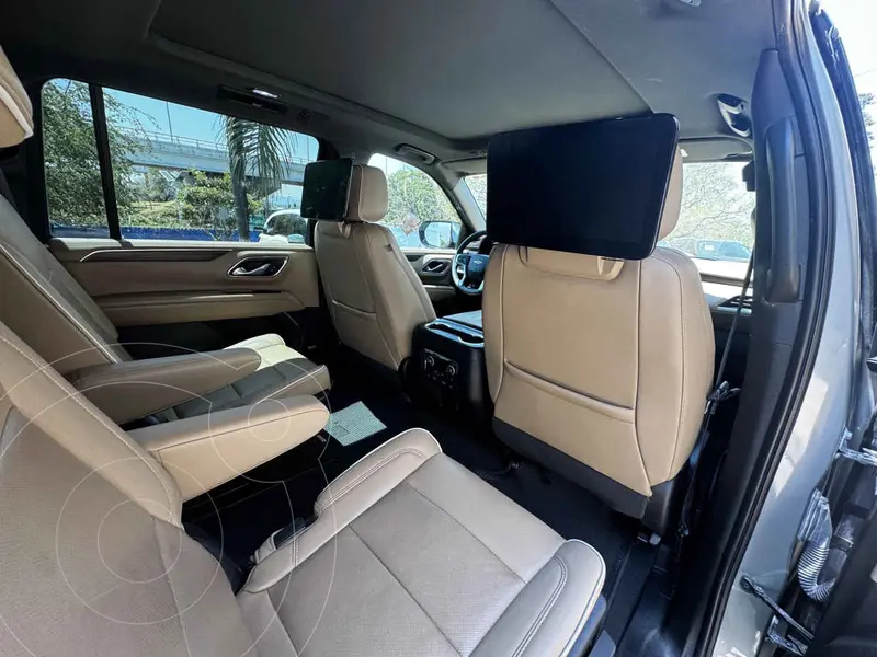 chevrolet suburban