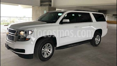 foto Chevrolet Suburban LS Tela usado (2019) color Blanco precio $745,000