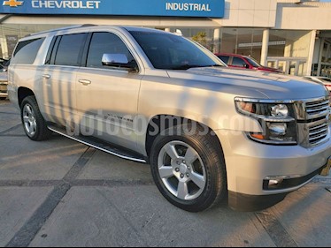 Chevrolet Suburban Premier Piel 4x4 usado (2018) color Champagne precio $810,000