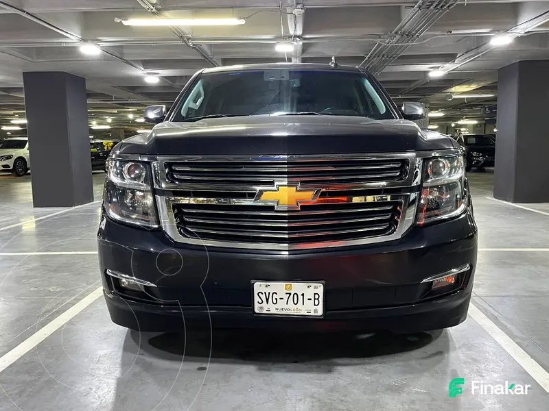 Foto Chevrolet Suburban Premier Piel 4x4 usado (2018) color Gris Oscuro precio $639,000