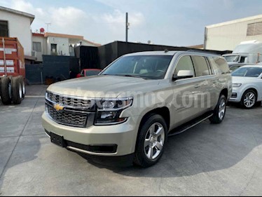 foto Chevrolet Suburban Paq C (295 Hp) usado (2016) color Dorado precio $564,800