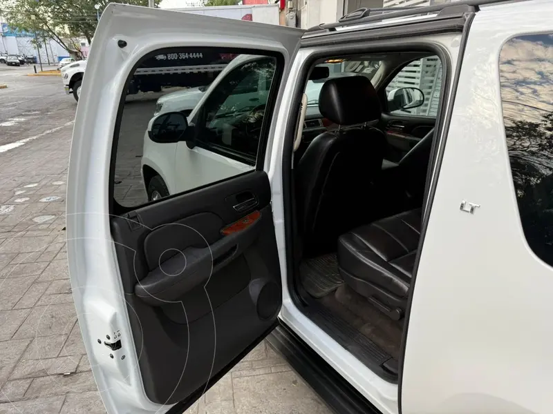 chevrolet suburban